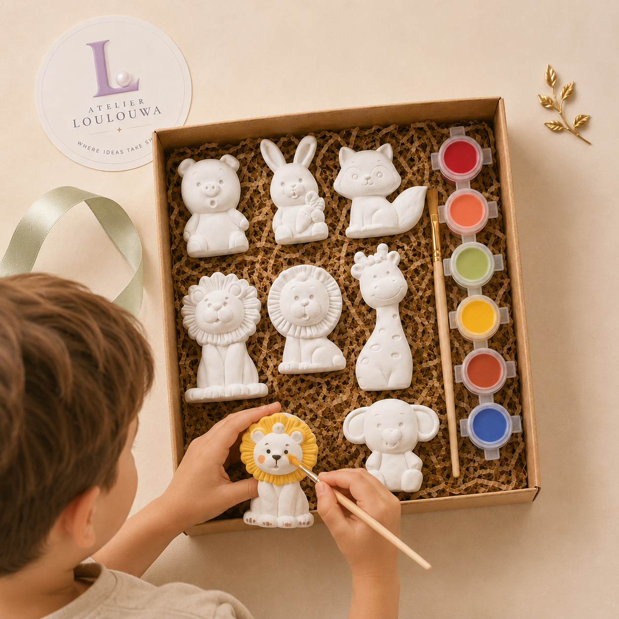 Zoo painting kit with gypsum pieces and paints